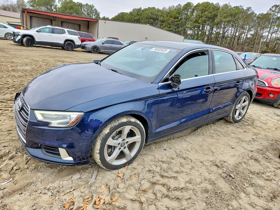 Продаж на аукціоні авто 2019 Audi A3, vin: WAUBEGFF8K1019159, номер лоту: 76932635
