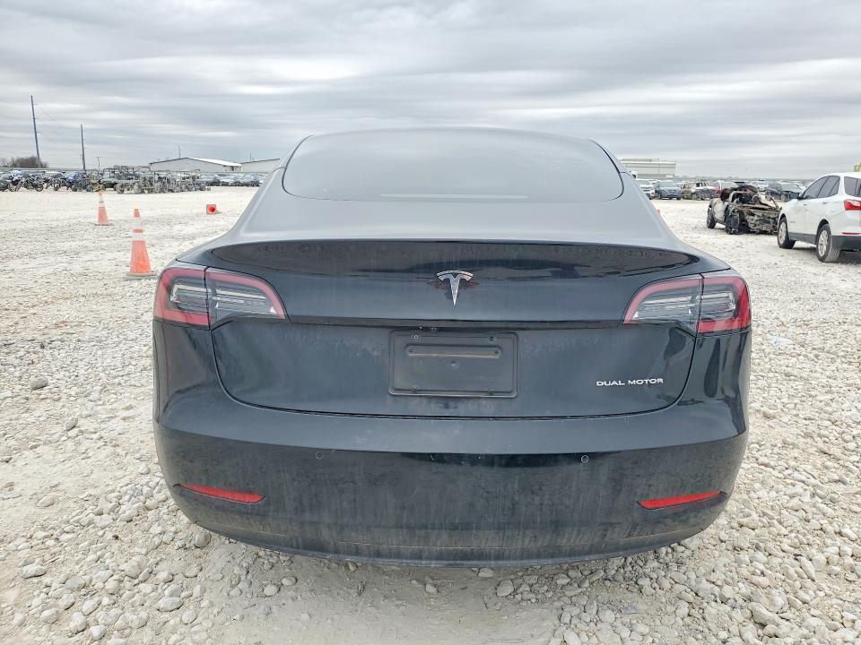 78398895 :رقم المزاد ، 5YJ3E1EBXNF267699 vin ، 2022 Tesla Model 3 مزاد بيع