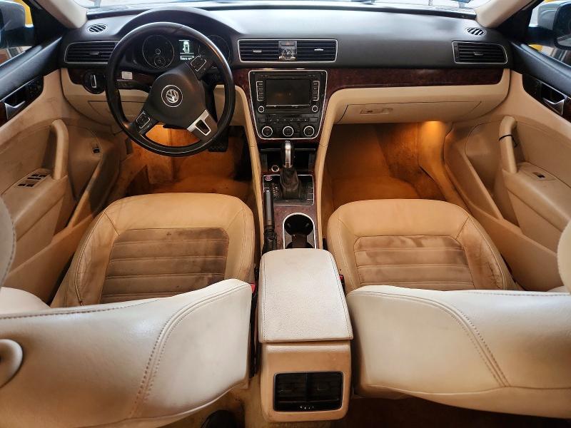 77930395 :رقم المزاد ، 1VWCN7A32DC111845 vin ، 2013 Volkswagen Passat مزاد بيع