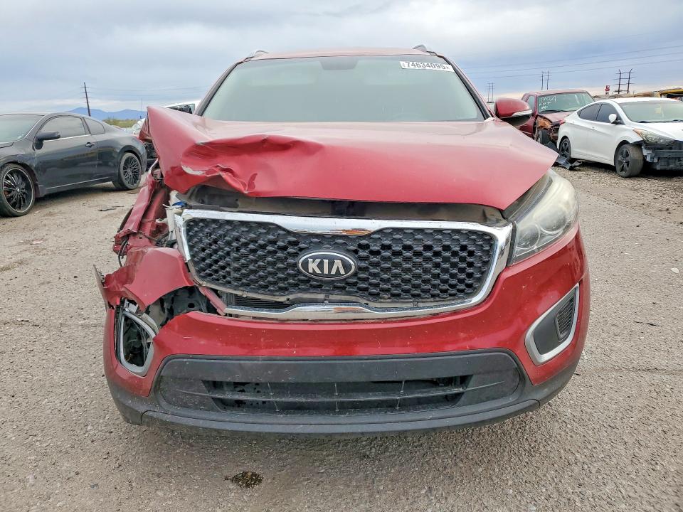 74634095 :رقم المزاد ، 5XYPG4A57HG234914 vin ، 2017 Kia Sorento مزاد بيع