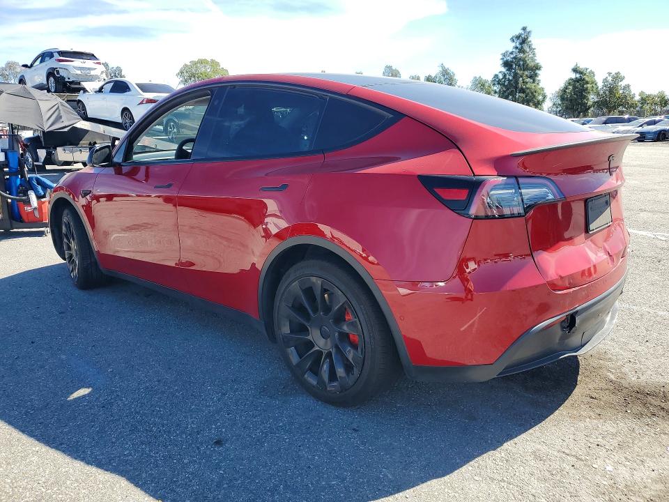 78973745 :رقم المزاد ، 5YJYGAEE8MF266754 vin ، 2021 Tesla Model Y مزاد بيع