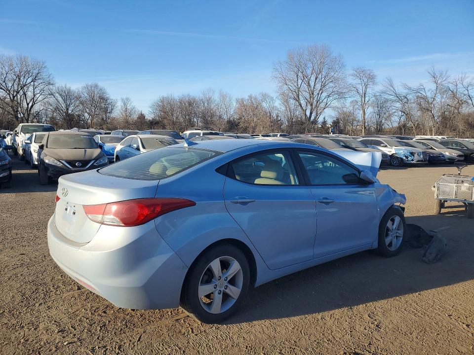 Продажа на аукционе авто 2013 Hyundai Elantra, vin: KMHDH4AE3DU518805, номер лота: 50248986
