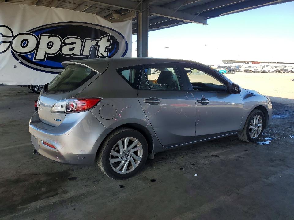 76284025 :رقم المزاد ، JM1BL1LP2D1731365 vin ، 2013 Mazda 3 مزاد بيع