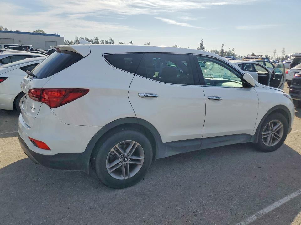 2017 Hyundai Santa Fe Sport მანქანა იყიდება აუქციონზე, vin: 5NMZT3LB3HH020526, აუქციონის ნომერი: 77821445