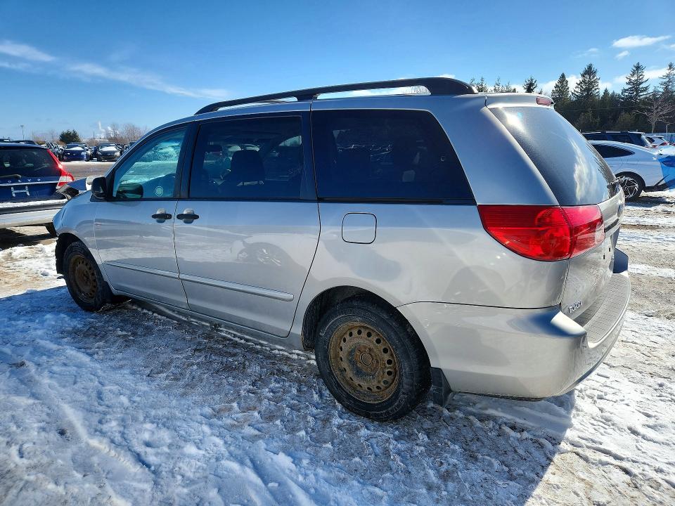 Aukcja sprzedaży 2010 Toyota Sienna, vin: 5TDZK4CC5AS339088, numer aukcji: 74942315