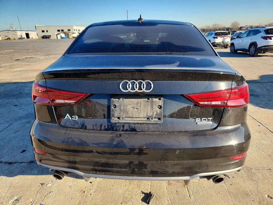 79312045 :رقم المزاد ، WAUJ8GFF9J1059204 vin ، 2018 Audi A3 مزاد بيع