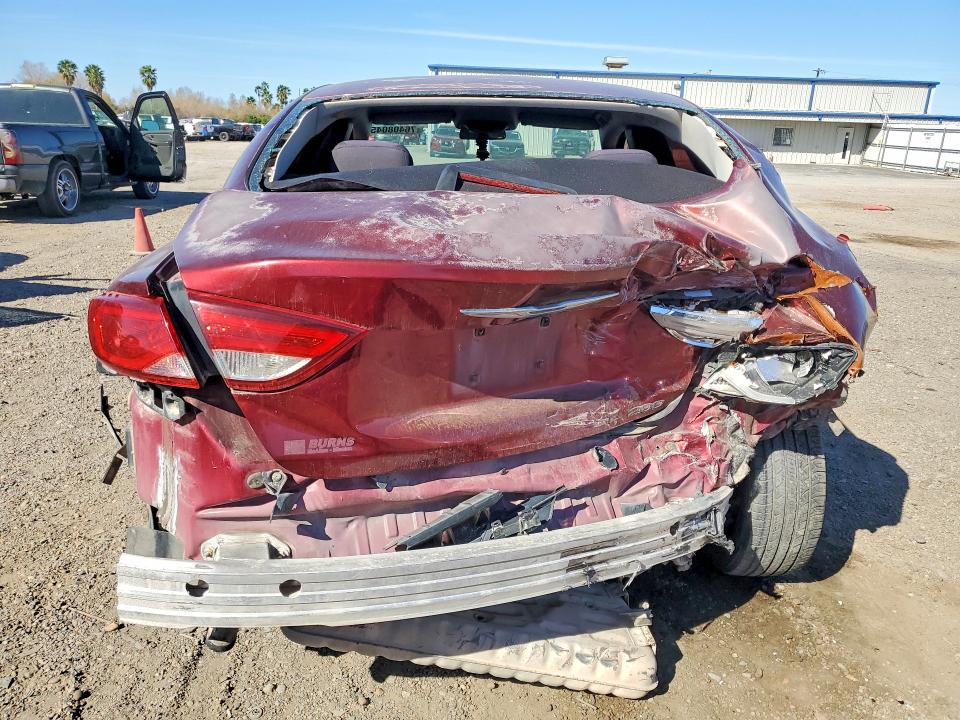 Продажа на аукционе авто 2015 Chrysler 200, vin: 1C3CCCFBXFN564138, номер лота: 76408045