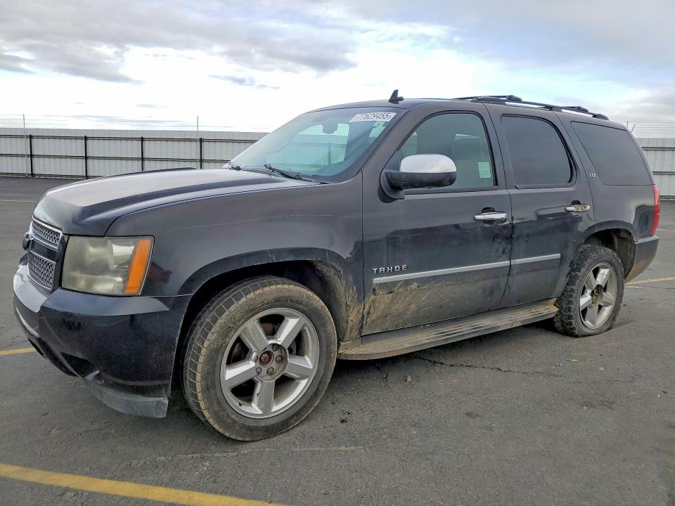 77629455 :رقم المزاد ، 1GNSKCE06BR283460 vin ، 2011 Chevrolet Tahoe مزاد بيع