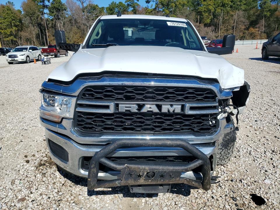 Продажа на аукционе авто 2019 Ram 2500, vin: 3C6UR4HJ3KG631844, номер лота: 76128165