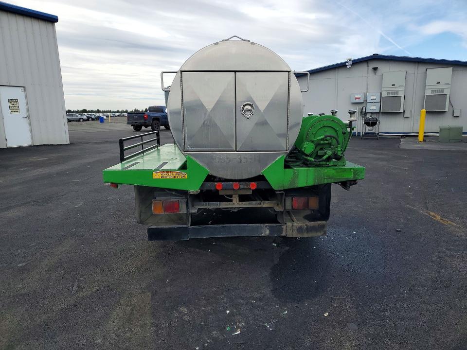 77730065 :رقم المزاد ، JALC4B149Y7012244 vin ، 2000 Isuzu Npr مزاد بيع