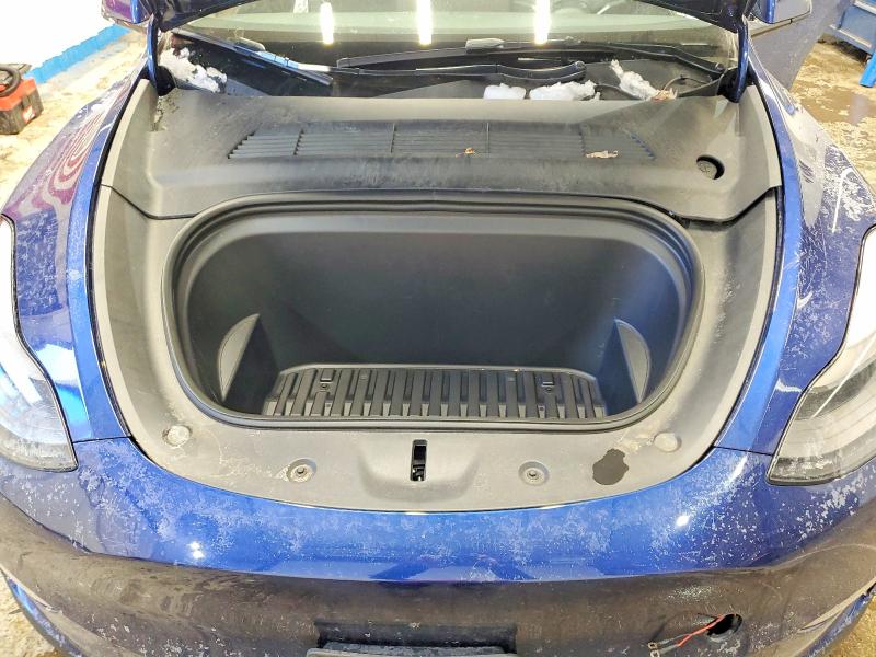 Продаж на аукціоні авто 2023 Tesla Model Y, vin: 7SAYGDEF0PF702675, номер лоту: 75394625