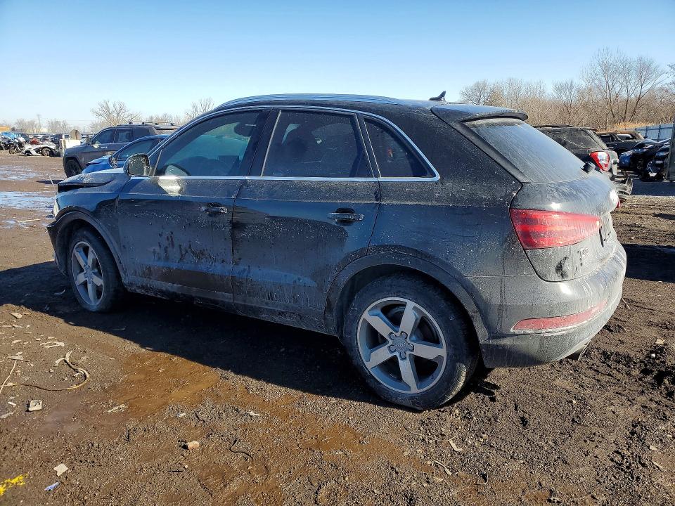 Продажа на аукционе авто 2015 Audi Q3, vin: WA1GFCFS5FR010822, номер лота: 76833505