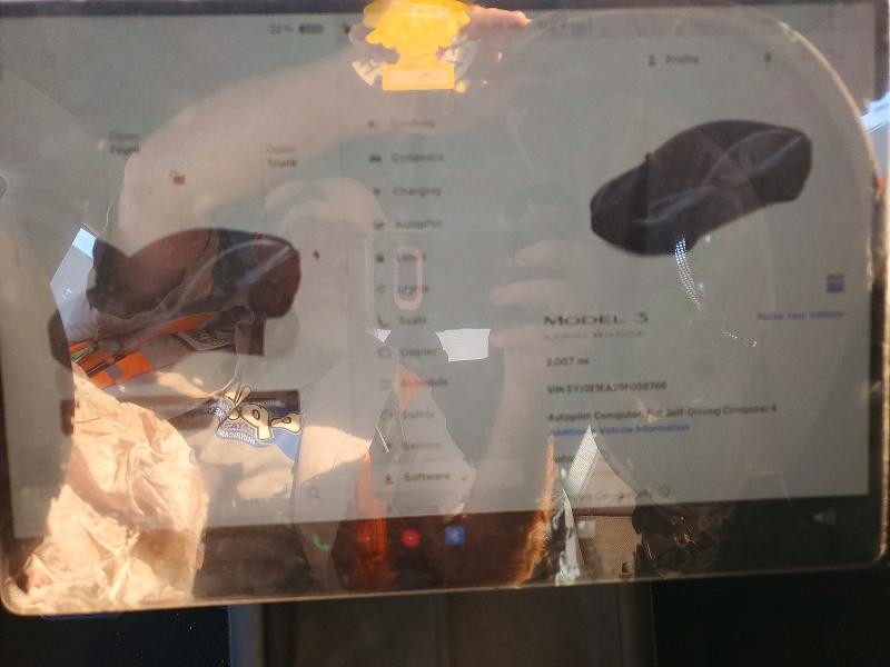 2025 Tesla Model 3 მანქანა იყიდება აუქციონზე, vin: 5YJ3E1EA2SF058766, აუქციონის ნომერი: 76575555