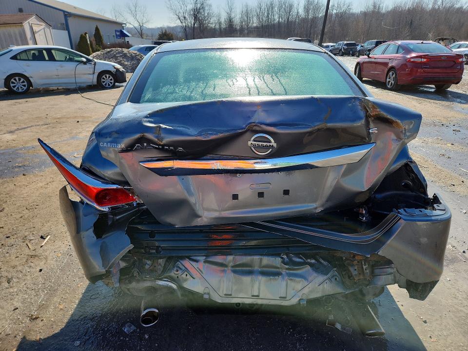 2015 Nissan Altima მანქანა იყიდება აუქციონზე, vin: 1N4AL3AP3FN888284, აუქციონის ნომერი: 75303055