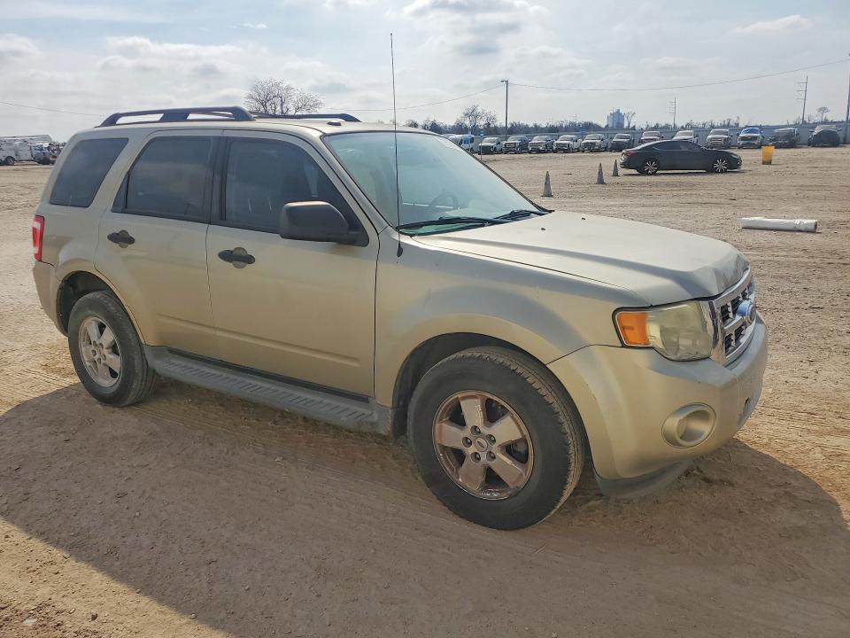 Продаж на аукціоні авто 2011 Ford Escape, vin: 1FMCU0DG0BKB88918, номер лоту: 77529065