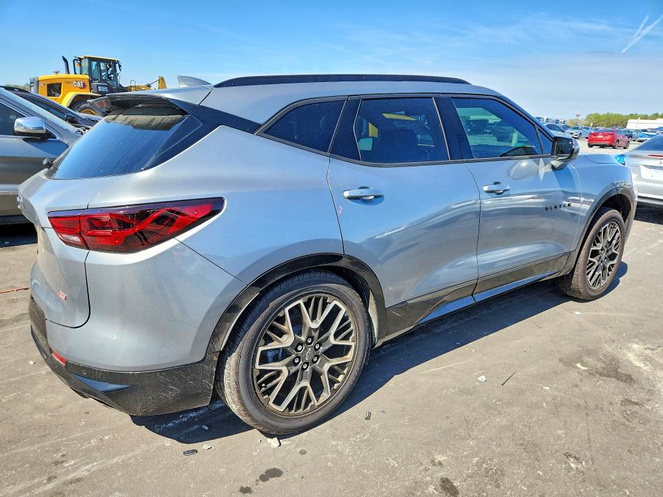 2025 Chevrolet Blazer მანქანა იყიდება აუქციონზე, vin: 3GNKBERS4SS110167, აუქციონის ნომერი: 78787395