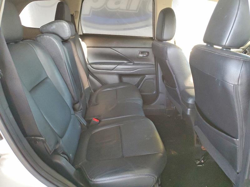 2018 Mitsubishi Outlander მანქანა იყიდება აუქციონზე, vin: JA4AZ3A38JZ001733, აუქციონის ნომერი: 76227325