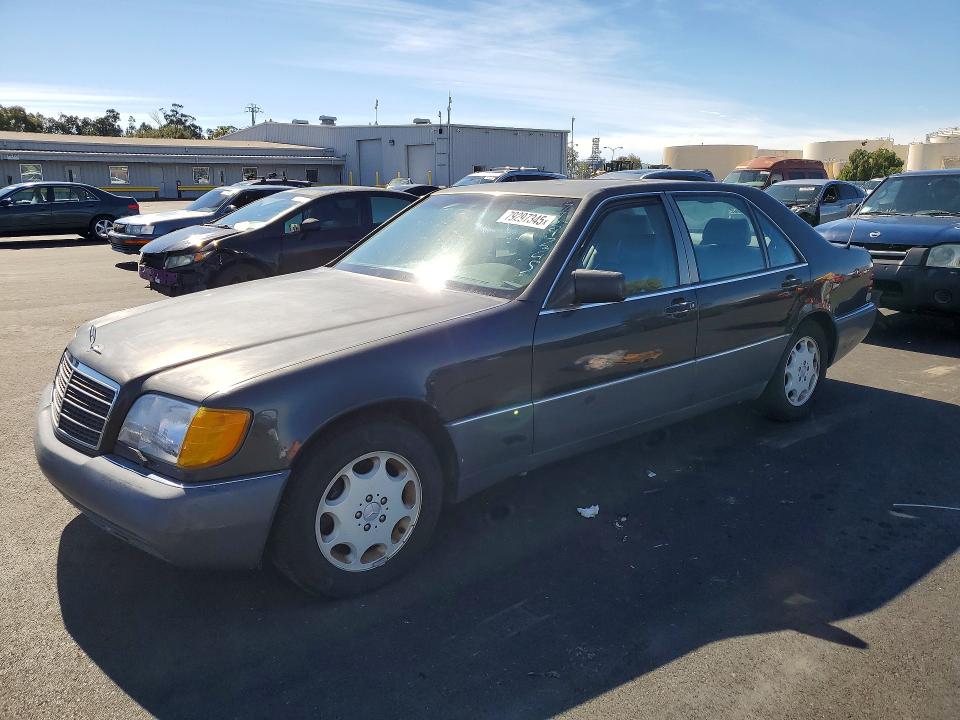 Продажа на аукционе авто 1993 Mercedes-benz 400, vin: WDBGA43E3PA105967, номер лота: 79297345