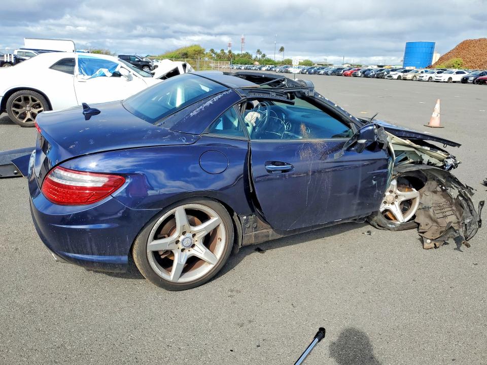 78556155 :رقم المزاد ، WDDPK5HA0CF033770 vin ، 2012 Mercedes-benz Slk مزاد بيع
