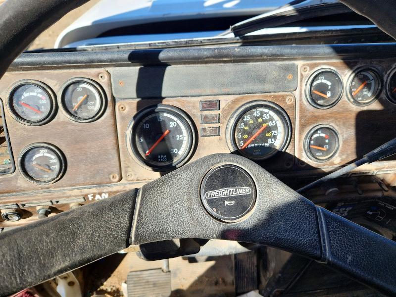 Продажа на аукционе авто 1995 Freightliner Conventional, vin: 1FUYDMCB5SH564946, номер лота: 77288765