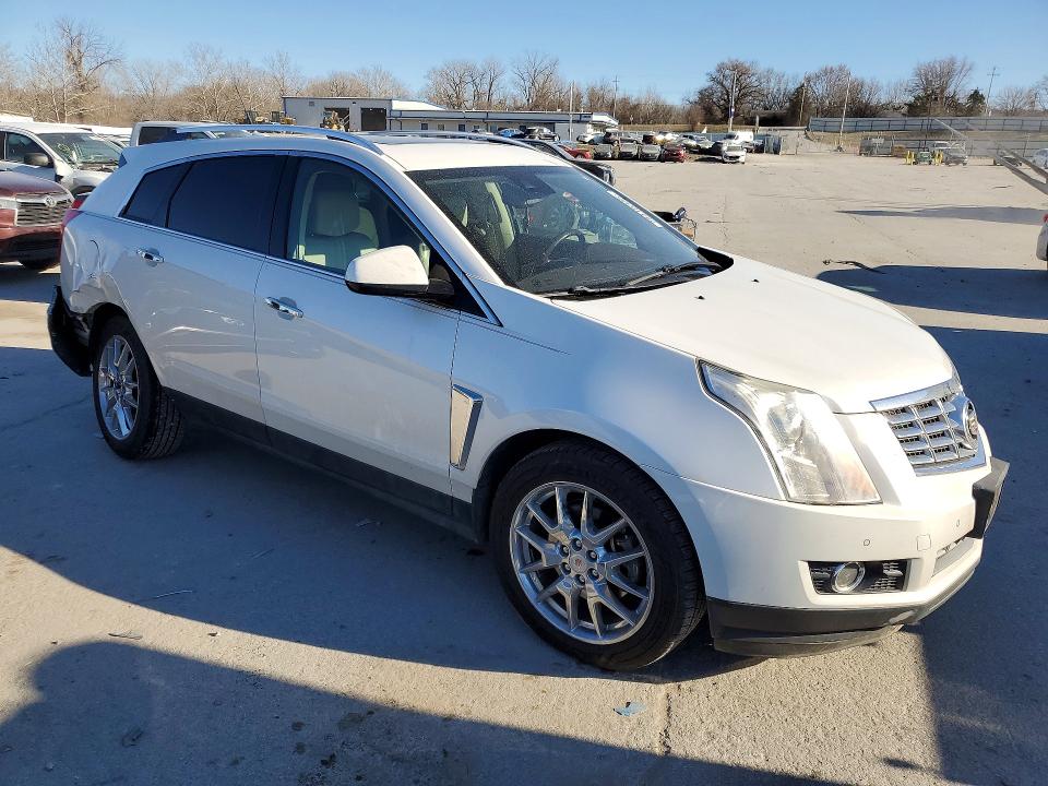 2014 Cadillac Srx მანქანა იყიდება აუქციონზე, vin: 3GYFNGE35ES534094, აუქციონის ნომერი: 79410345