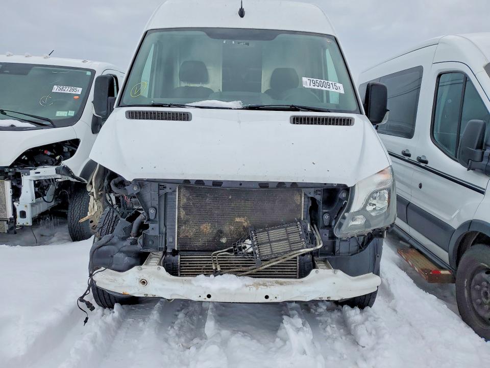 Продаж на аукціоні авто 2014 Freightliner Sprinter, vin: WDYPE8DC0E5925444, номер лоту: 79500915