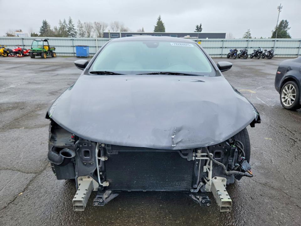 78283825 :رقم المزاد ، 1C3CCCCB3FN760894 vin ، 2015 Chrysler 200 مزاد بيع