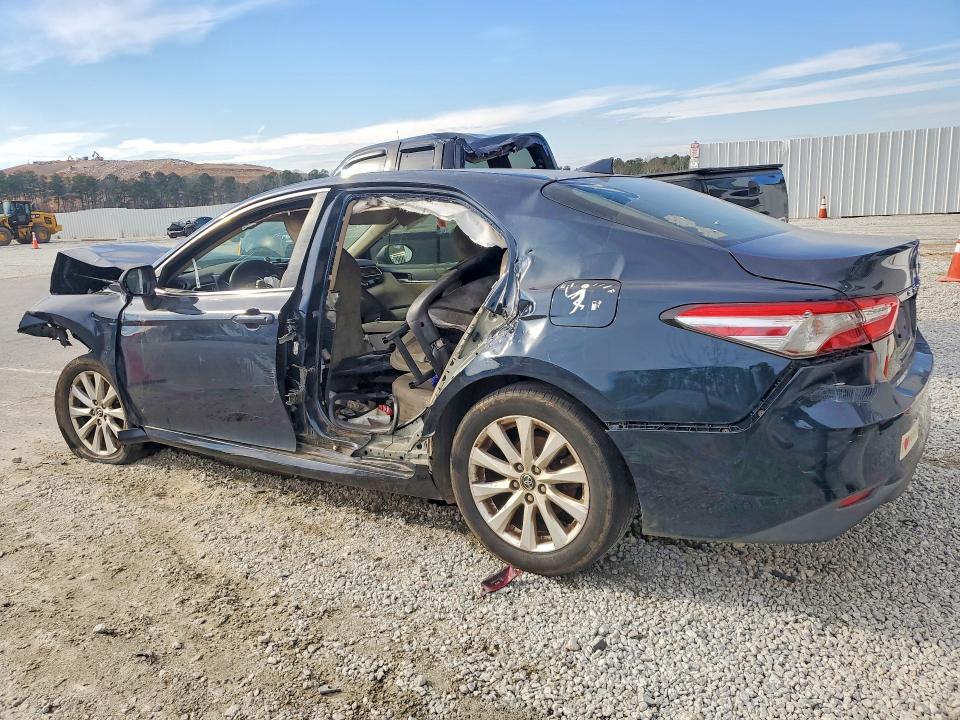 2018 Toyota Camry L მანქანა იყიდება აუქციონზე, vin: JTNB11HK9J3029610, აუქციონის ნომერი: 75491925