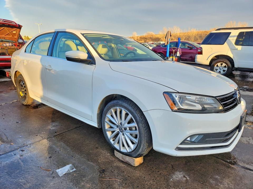 75498285 :رقم المزاد ، 3VWD17AJ0FM264059 vin ، 2015 Volkswagen Jetta مزاد بيع