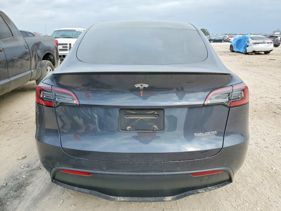 Продаж на аукціоні авто 2022 Tesla Model Y, vin: 7SAYGDEF4NF451978, номер лоту: 77557475