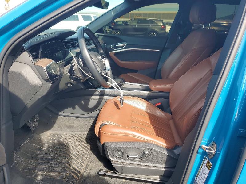 Продаж на аукціоні авто 2019 Audi E-tron, vin: WA1VAAGE4KB012177, номер лоту: 78549835