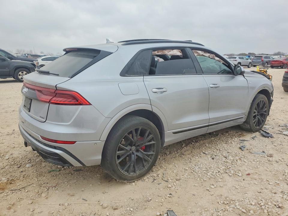 Продаж на аукціоні авто 2021 Audi Q8, vin: WA1EVAF1XMD015160, номер лоту: 75538325