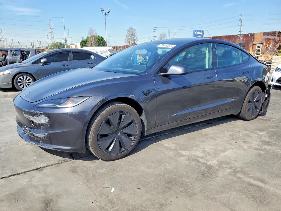 78549235 :رقم المزاد ، 5YJ3E1EA4SF904671 vin ، 2025 Tesla Model 3 مزاد بيع