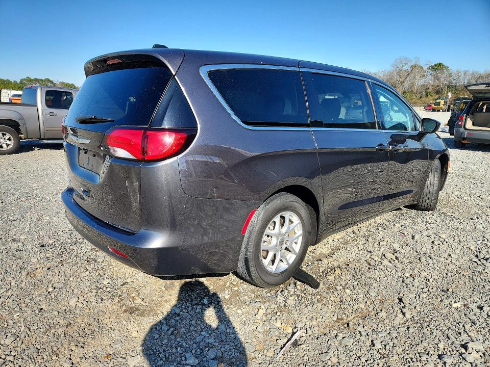 Продаж на аукціоні авто 2022 Chrysler Voyager, vin: 2C4RC1CGXNR203438, номер лоту: 75655565