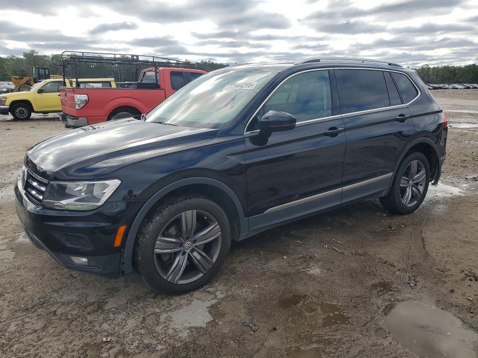 Продаж на аукціоні авто 2020 Volkswagen Tiguan, vin: 3VV3B7AX2LM142073, номер лоту: 77544295