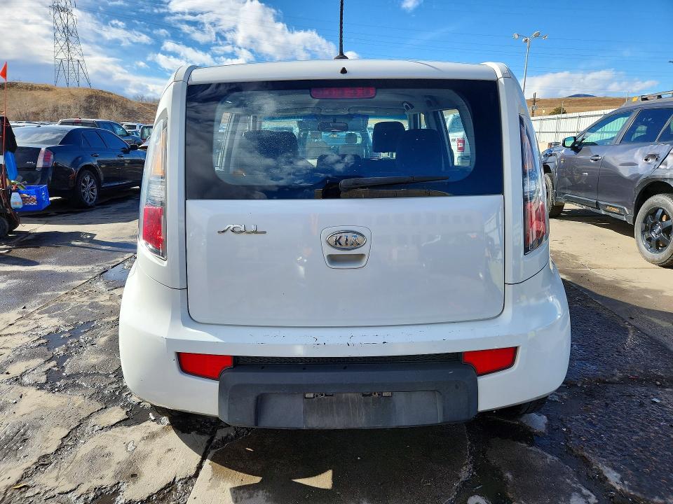 Продажа на аукционе авто 2011 Kia Soul, vin: KNDJT2A16B7267281, номер лота: 77021815