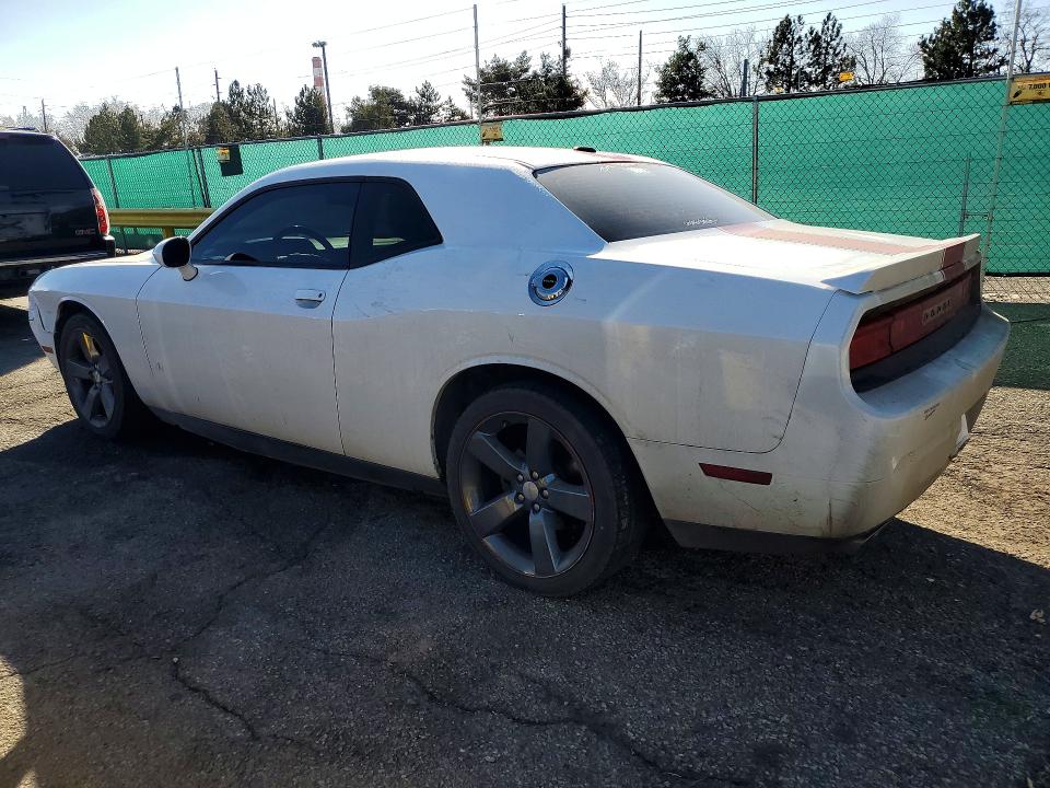 77614825 :رقم المزاد ، 2C3CDYAG2EH299252 vin ، 2014 Dodge Challenger مزاد بيع
