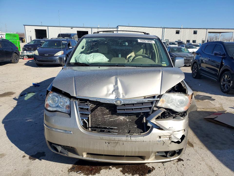 Продаж на аукціоні авто 2008 Chrysler Town & Country, vin: 2A8HR64X48R769193, номер лоту: 79201895