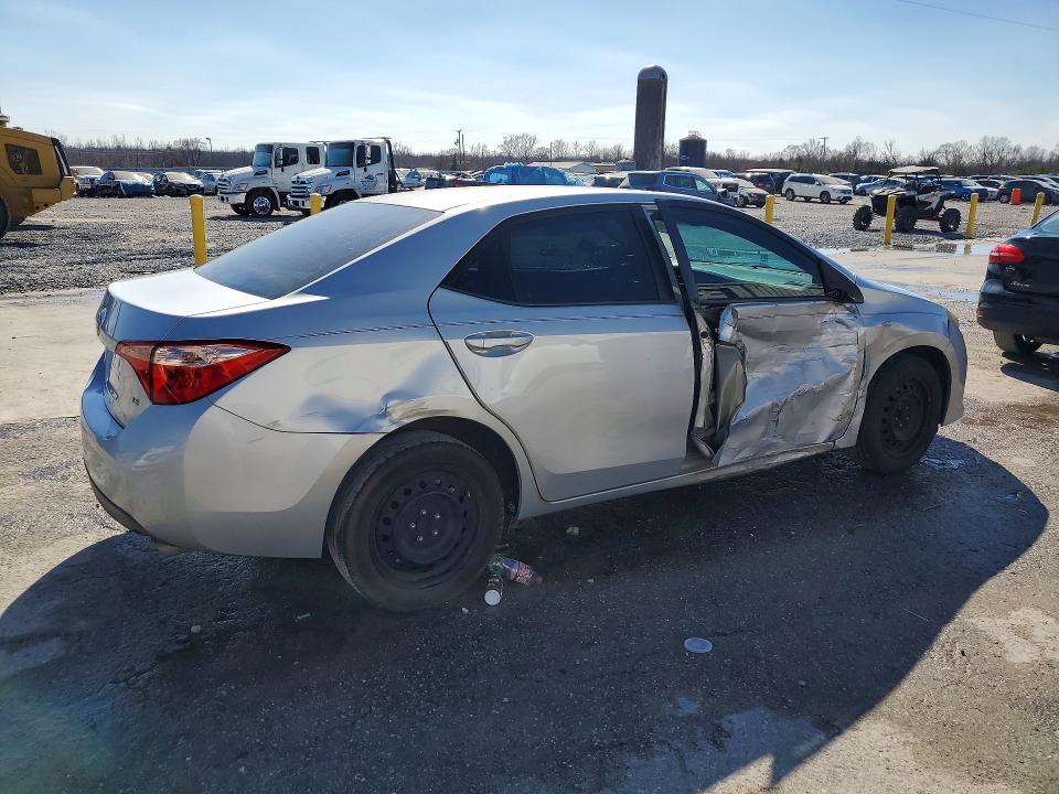 77018565 :رقم المزاد ، 5YFBURHE9HP709156 vin ، 2017 Toyota Corolla مزاد بيع