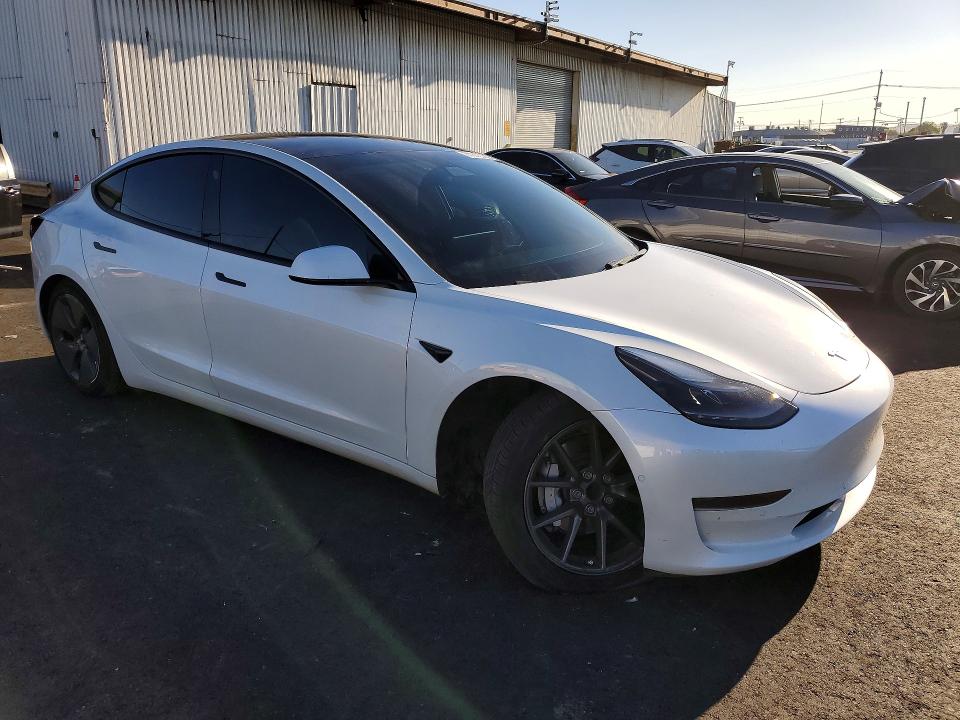 Продажа на аукционе авто 2021 Tesla Model 3, vin: 5YJ3E1EA7MF070009, номер лота: 77615155
