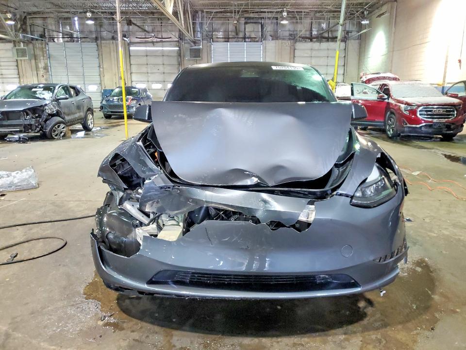 Продаж на аукціоні авто 2023 Tesla Model Y, vin: 7SAYGDEEXPF809384, номер лоту: 75204135