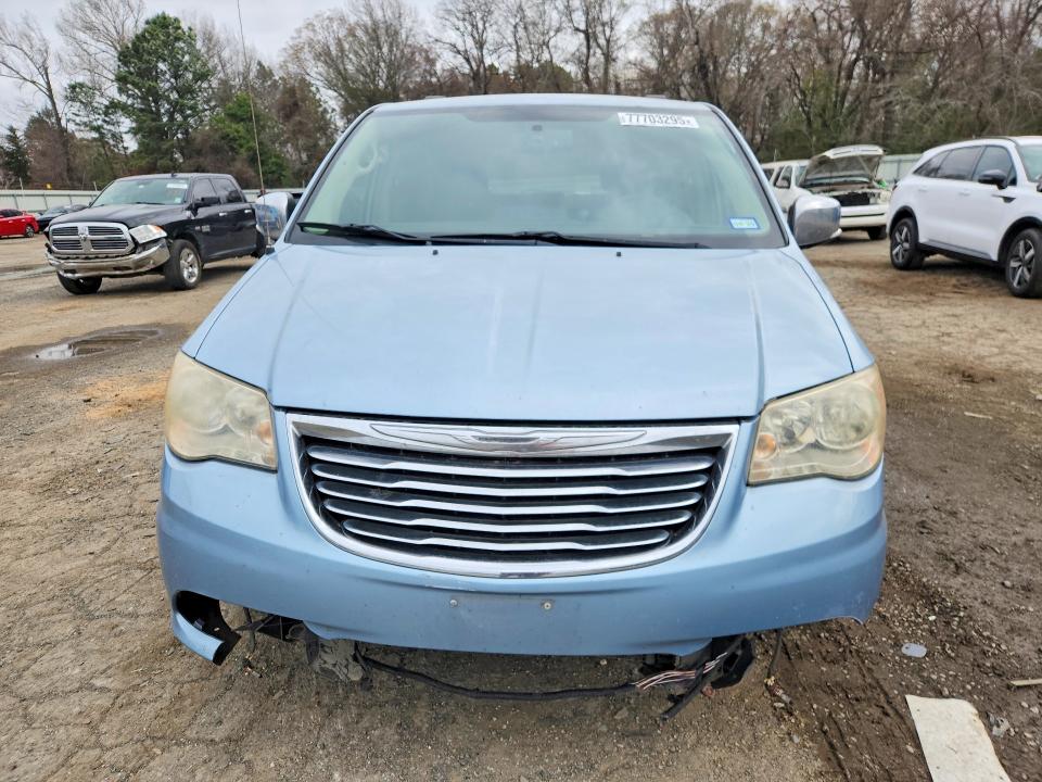 77703295 :رقم المزاد ، 2C4RC1CG2DR722482 vin ، 2013 Chrysler Town & Country مزاد بيع