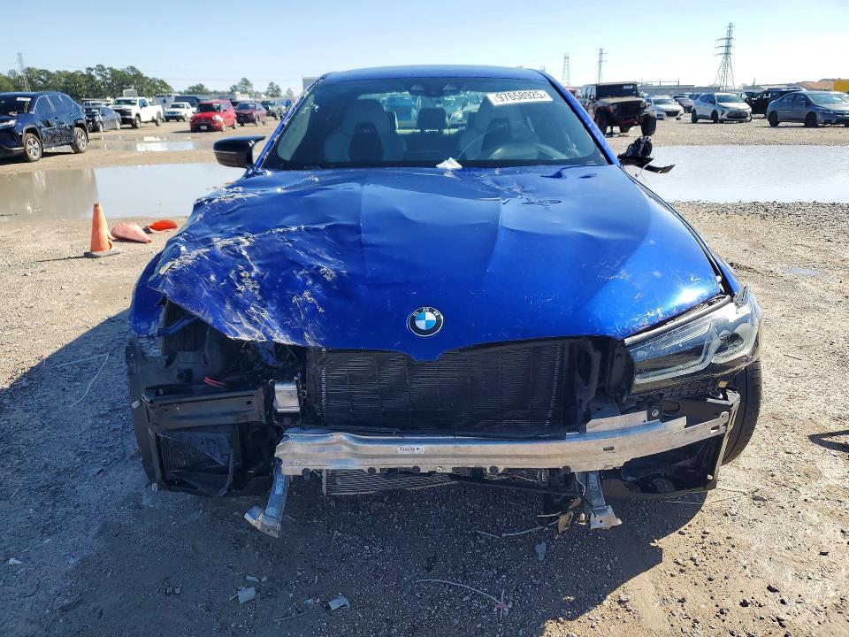 2022 Bmw M5 მანქანა იყიდება აუქციონზე, vin: WBS83CH05NCH70776, აუქციონის ნომერი: 97658925