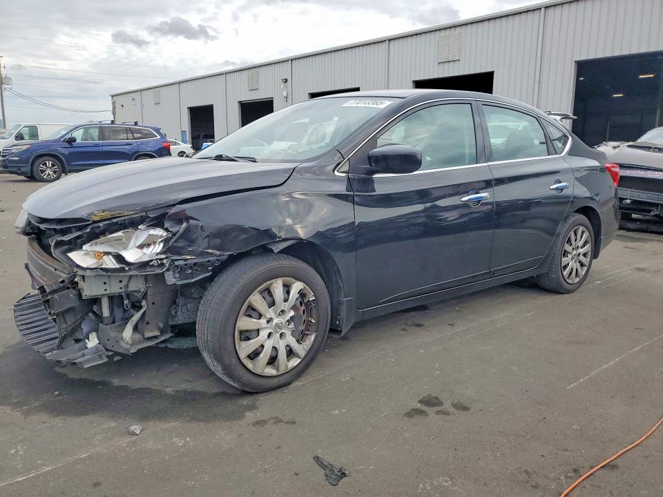 77013365 :رقم المزاد ، 3N1AB7AP9HL644942 vin ، 2017 Nissan Sentra مزاد بيع
