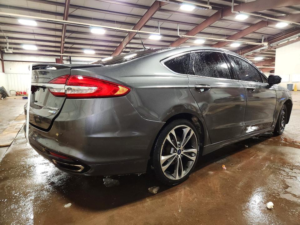 75911475 :رقم المزاد ، 3FA6P0D91HR263260 vin ، 2017 Ford Fusion Tit مزاد بيع