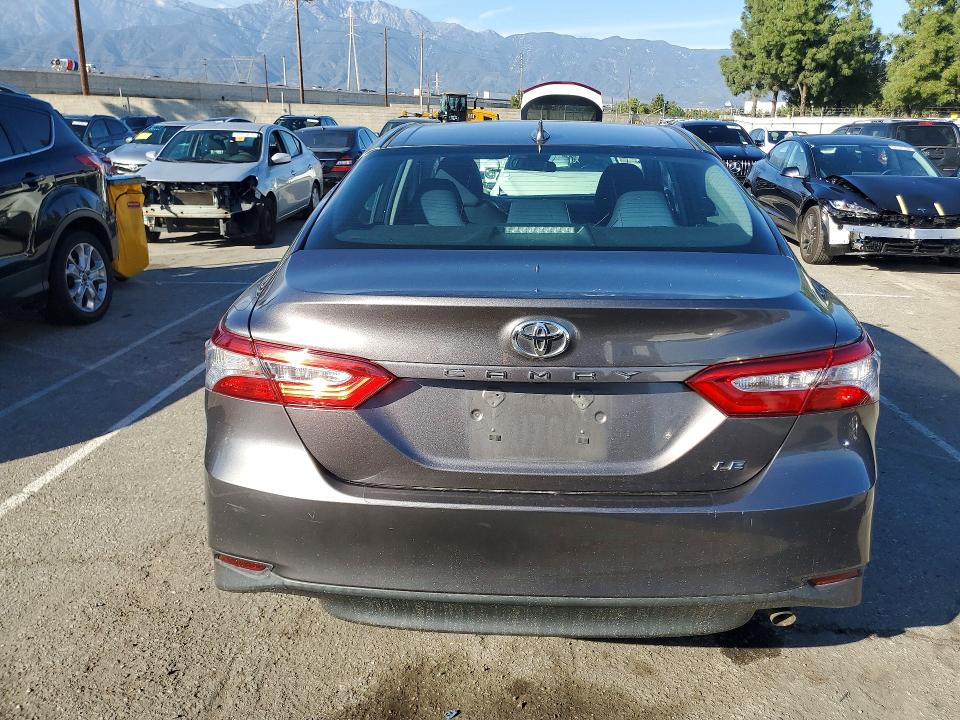 2019 Toyota Camry L მანქანა იყიდება აუქციონზე, vin: 4T1B11HK2KU212309, აუქციონის ნომერი: 77232715