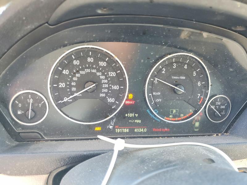 Продаж на аукціоні авто 2017 Bmw 320, vin: WBA8E1G51HNU14847, номер лоту: 79273295