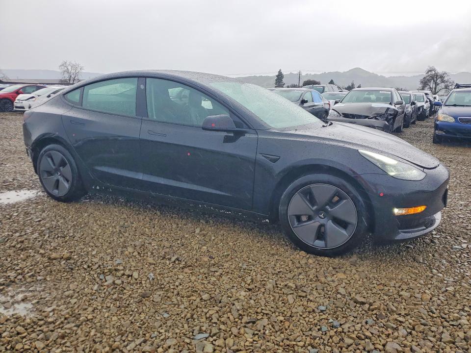 76546265 :رقم المزاد ، 5YJ3E1EB6MF875752 vin ، 2021 Tesla Model 3 مزاد بيع