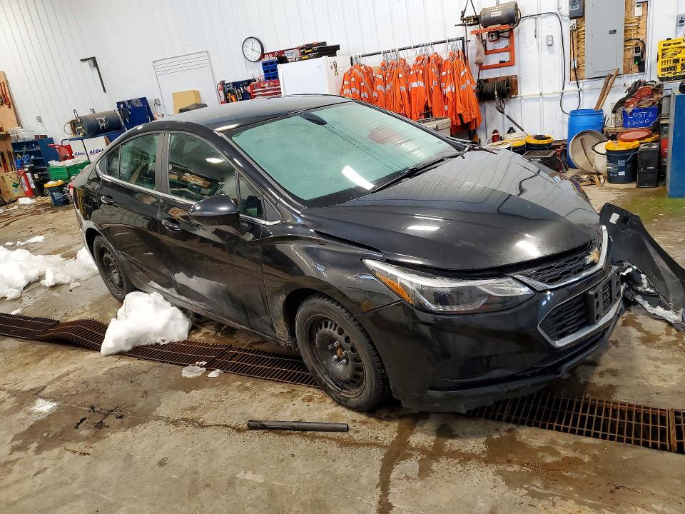 77600495 :رقم المزاد ، 1G1BE5SM0H7157580 vin ، 2017 Chevrolet Cruze مزاد بيع