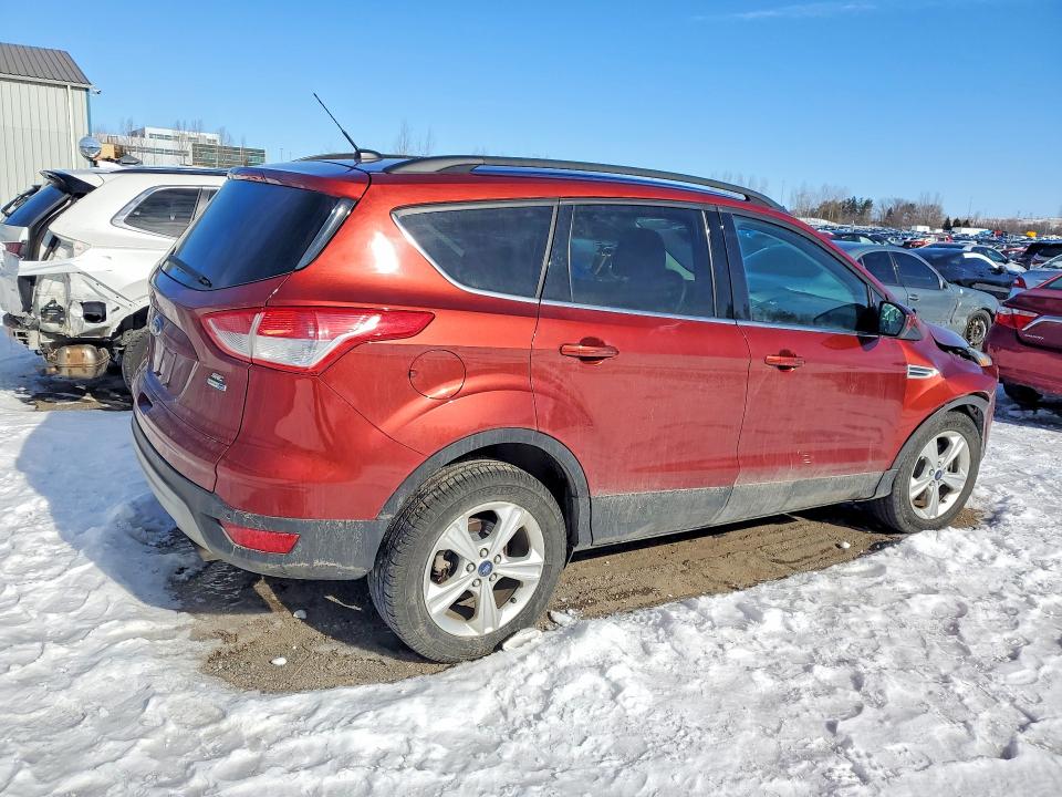 2015 Ford Escape მანქანა იყიდება აუქციონზე, vin: 1FMCU9G90FUC84110, აუქციონის ნომერი: 77281055
